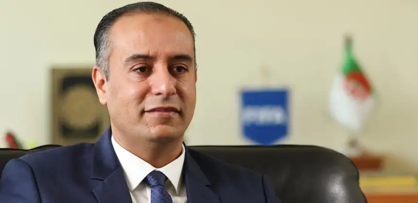 وليد صادي يتعرض لصدمة مدوية في أكرا